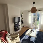 Entire House, Free Private Parking&garden Vakantiehuis Harrogate