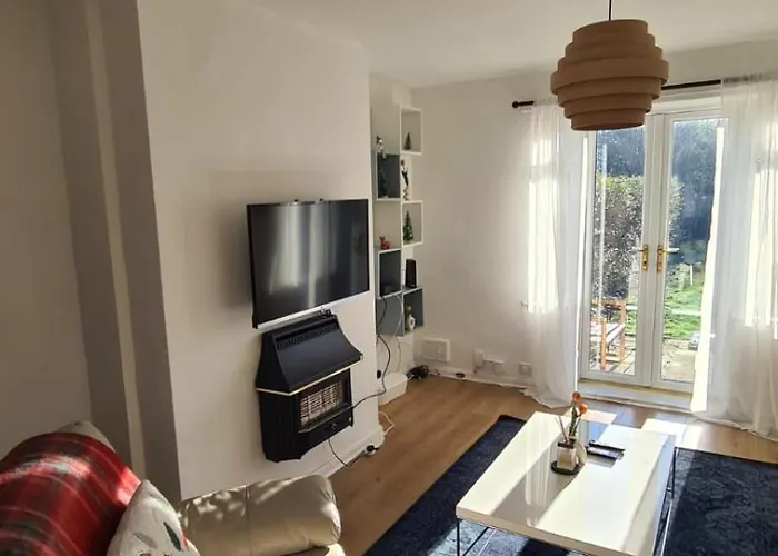 Entire House, Free Private Parking And Garden Ferienhaus Harrogate