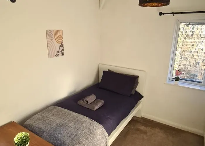 Ferienhaus Entire House, Free Private Parking And Garden Harrogate